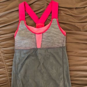 Lululemon tank top, 2